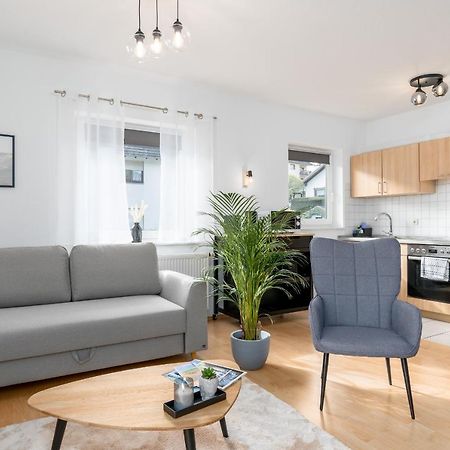 Harmony: Edersee Apartment - Sperrmauer - Lounge Luaran gambar