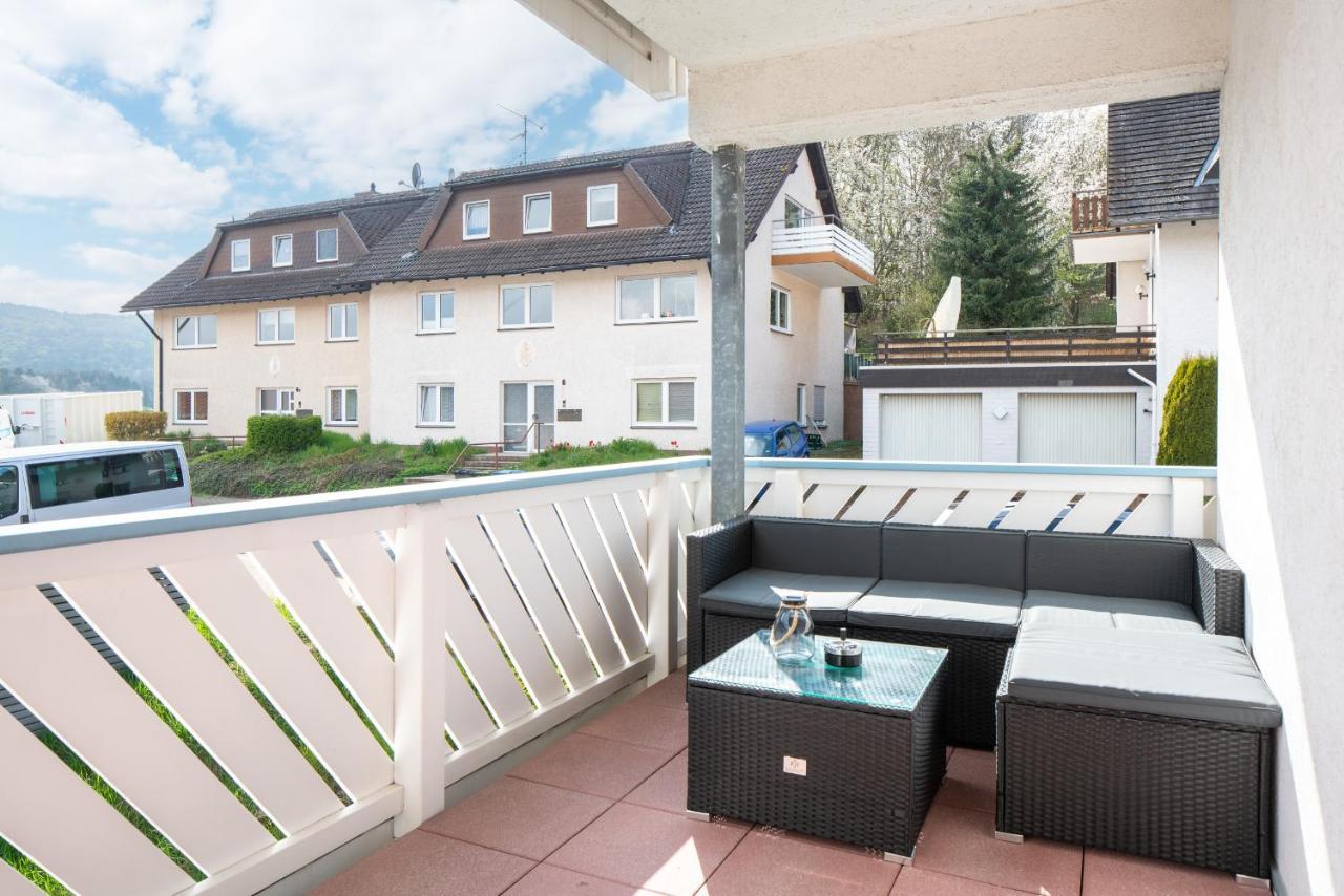 Harmony: Edersee Apartment - Sperrmauer - Lounge Luaran gambar